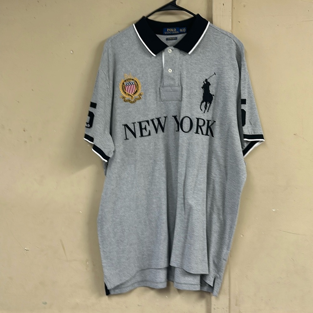 Men’s polo shirt, gray, graphic, and front, graphic, and back extra extra large